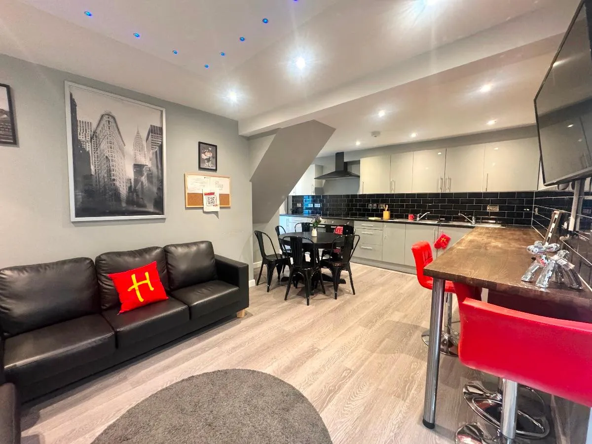 6 bed house to rent, Godden Road, Ukc, CT2