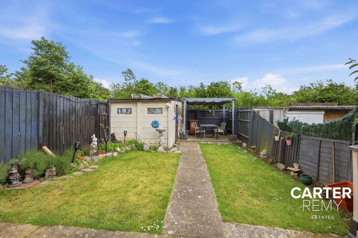 Moore Avenue, Grays, RM20 4XW, photo 4