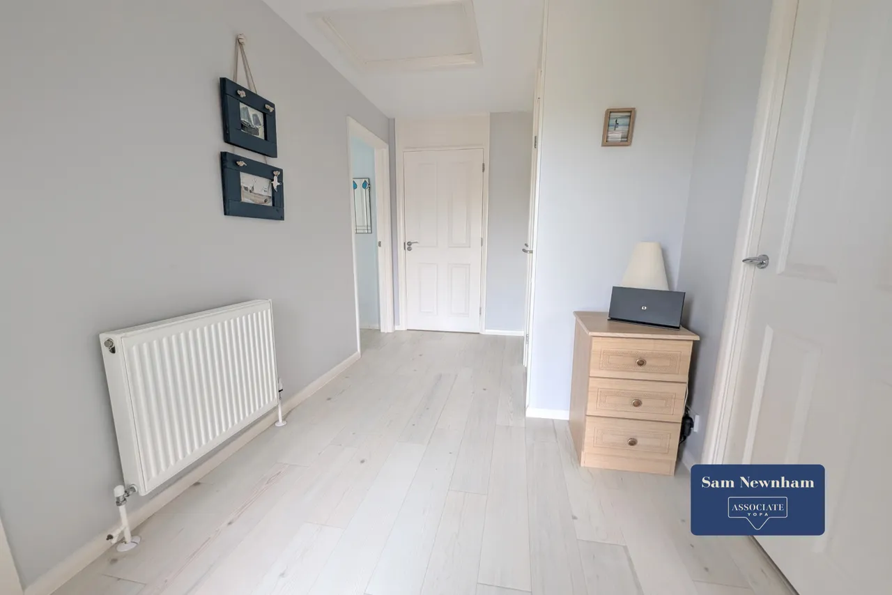 Central Way, Sandown, PO36, photo 6