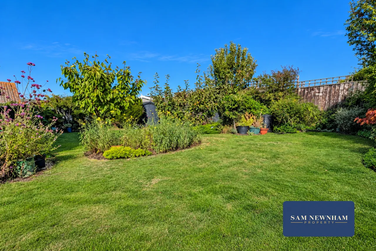 Central Way, Sandown, PO36, photo 11