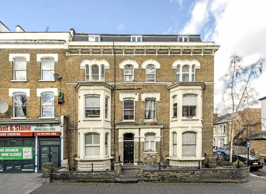 2 bed flat for sale — Churchfield Road, London, W3