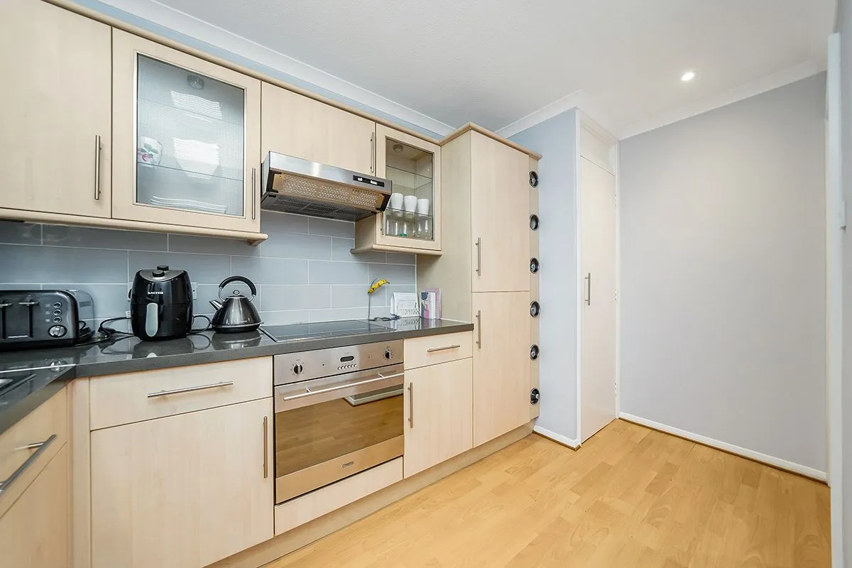Orchid Close, Abridge, RM4, photo 6