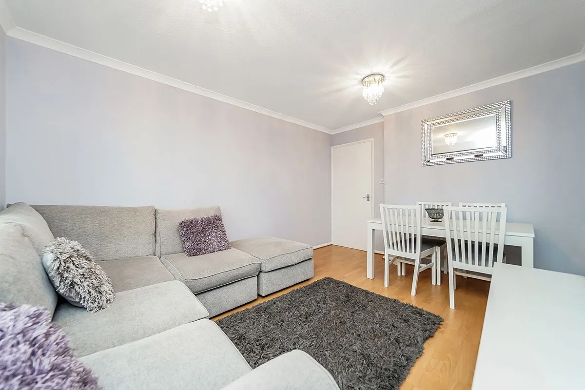 Orchid Close, Abridge, RM4, photo 4