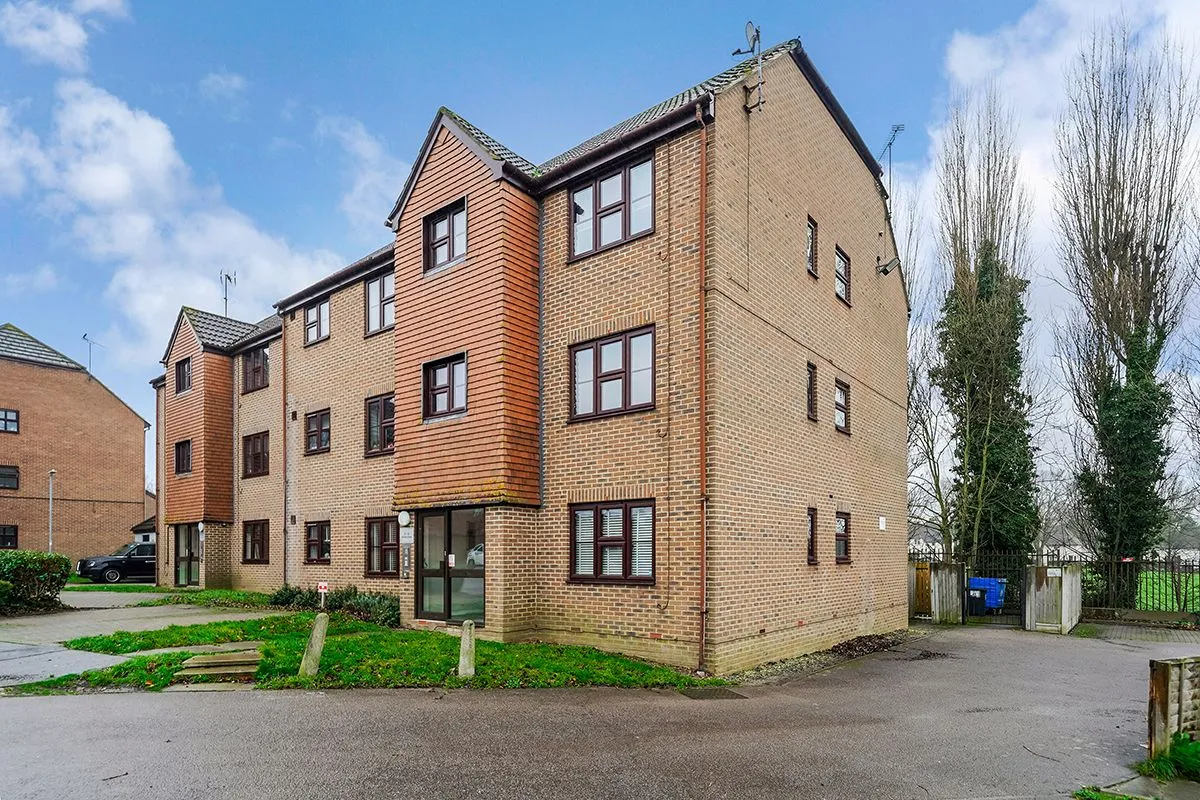 Orchid Close, Abridge, RM4, photo 11