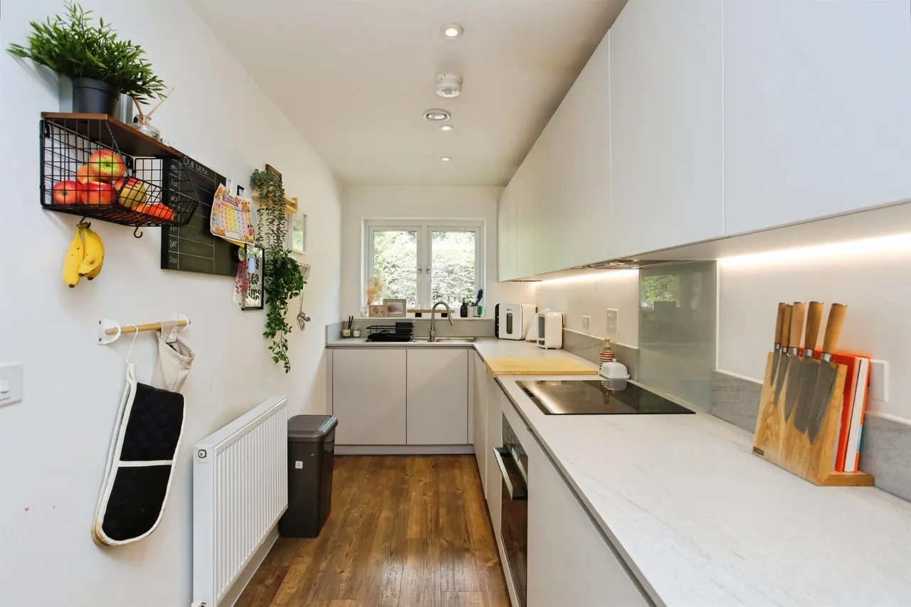 Albertine Road, Langley, ME17, photo 3