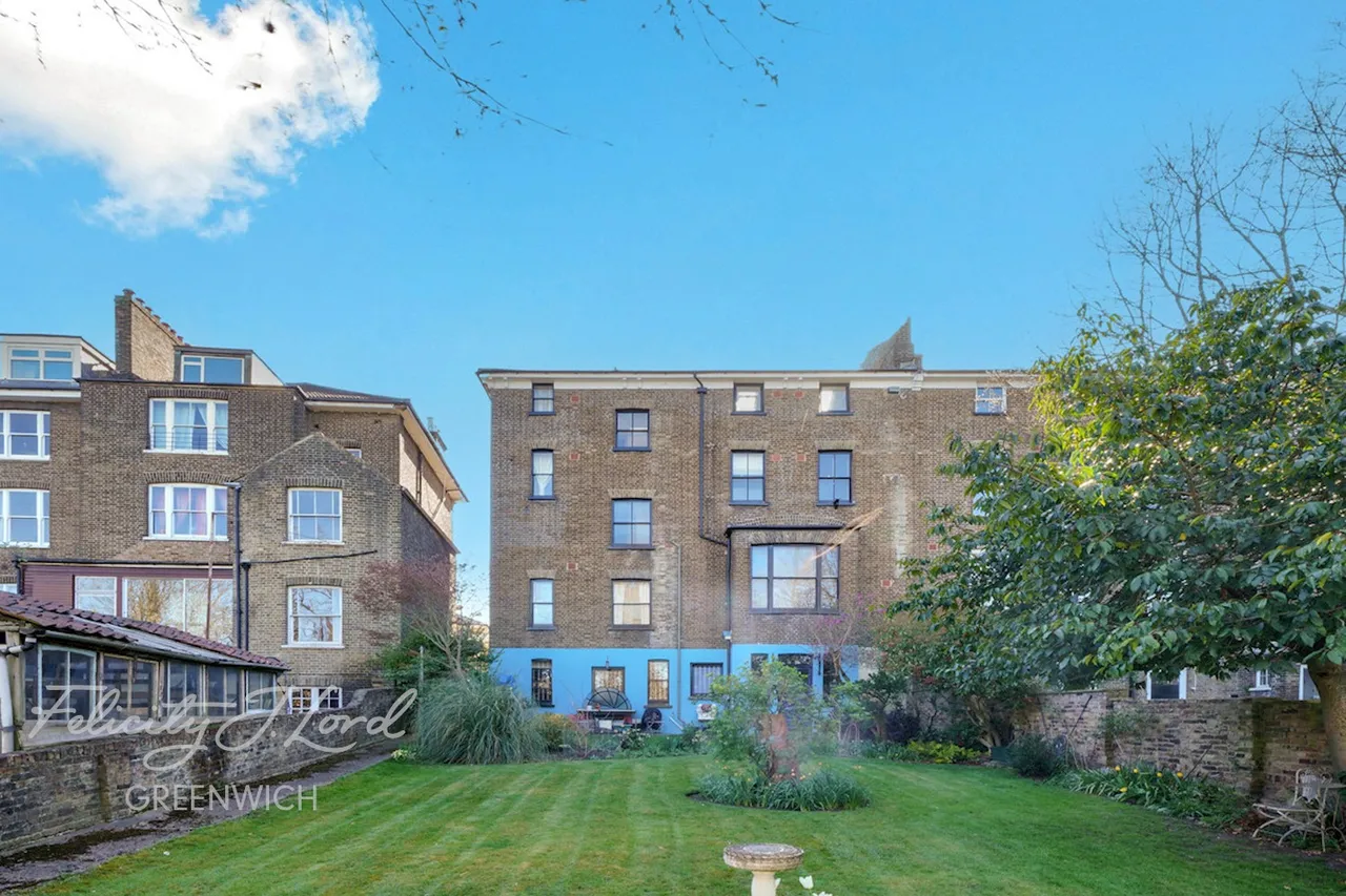 Lewisham Way, London, photo 10