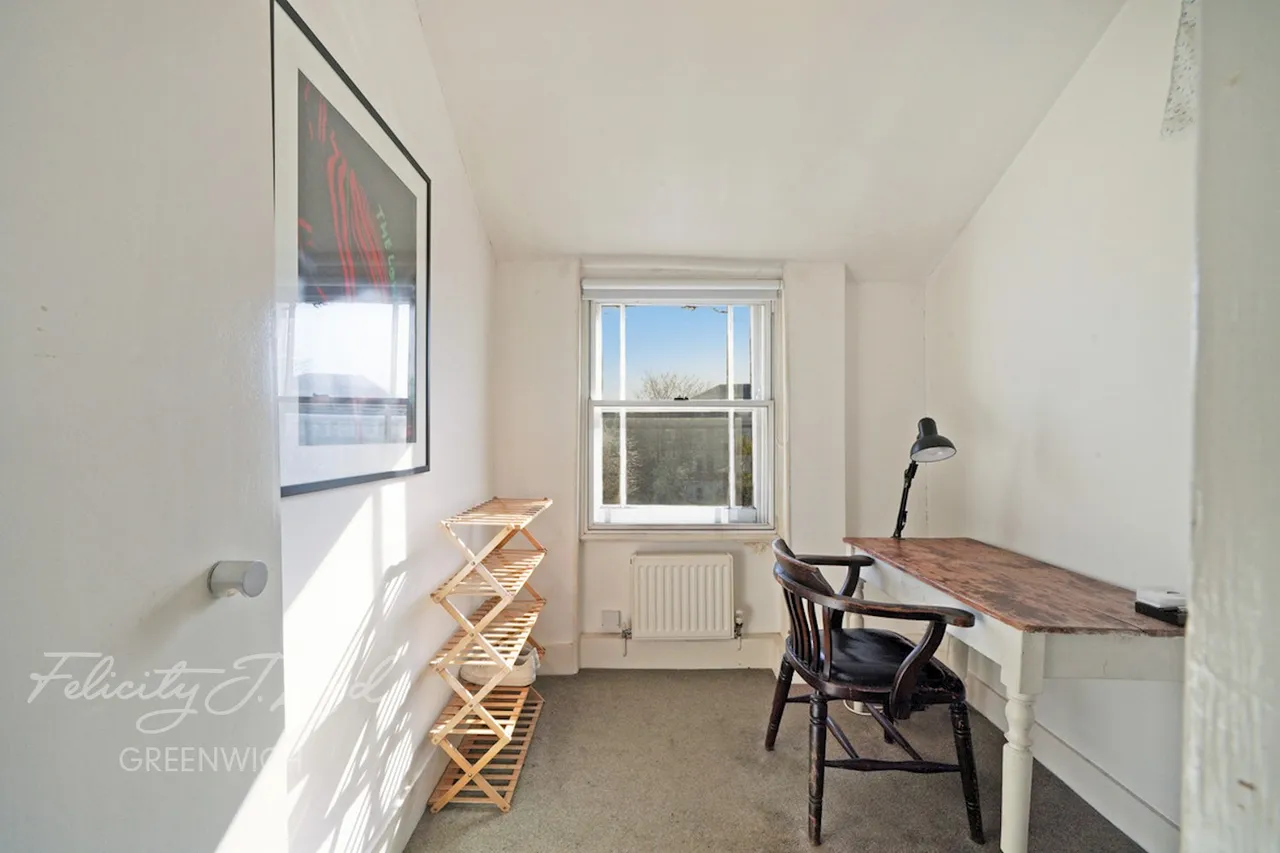 Lewisham Way, London, photo 12
