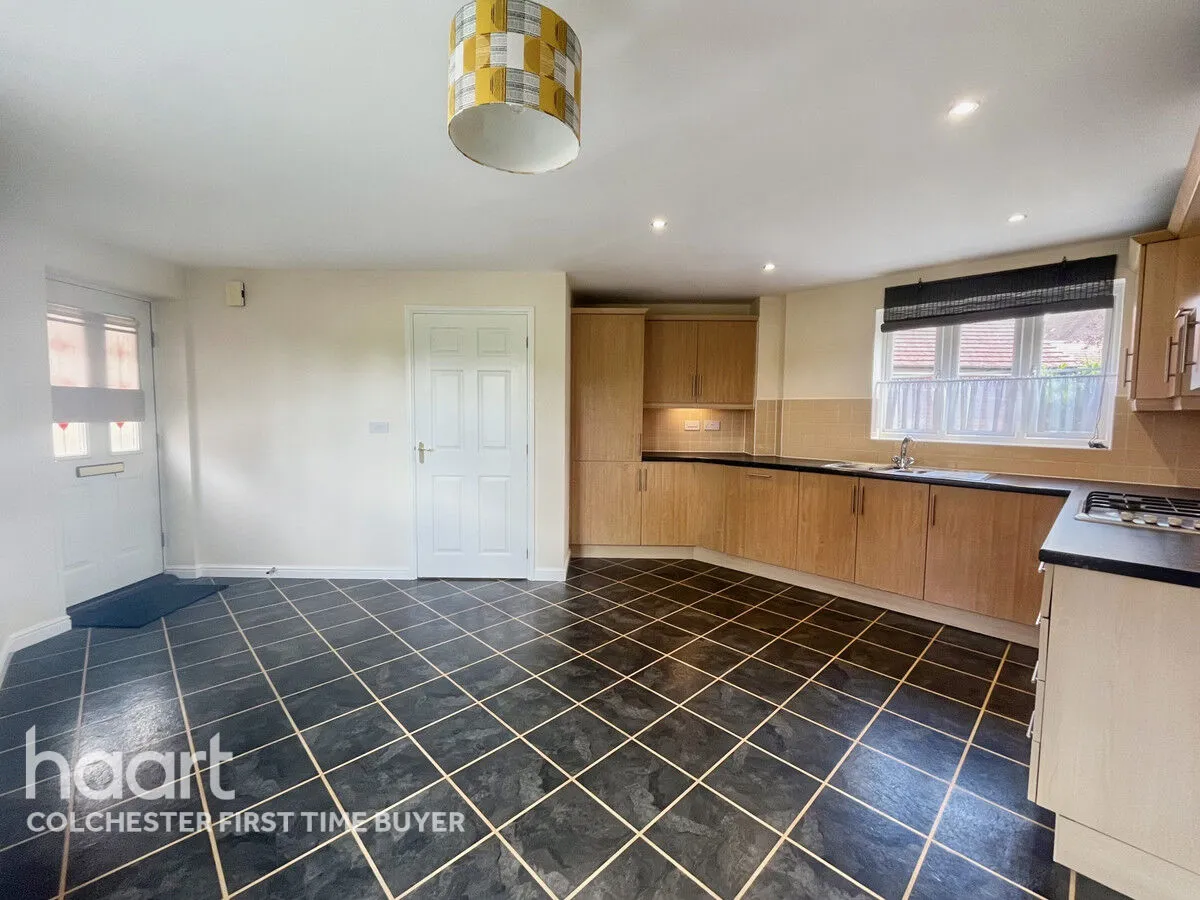 Valentinus Crescent, Colchester, CO2, photo 5