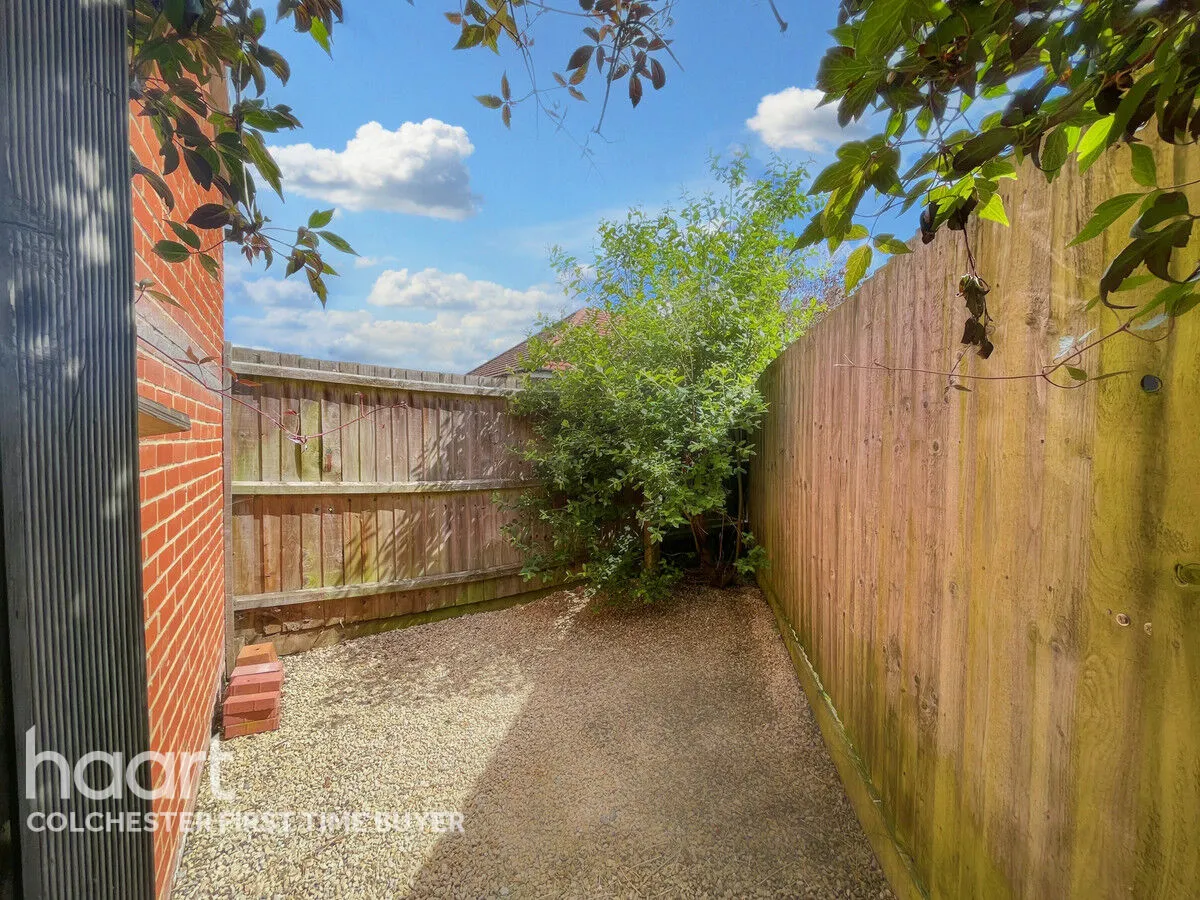 Valentinus Crescent, Colchester, CO2, photo 16