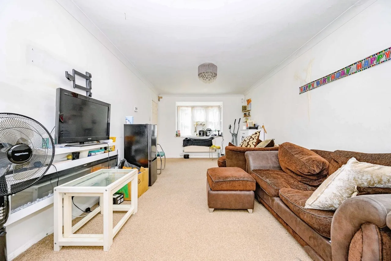 Catesby Green, Luton, Bedfordshire, LU3, photo 4