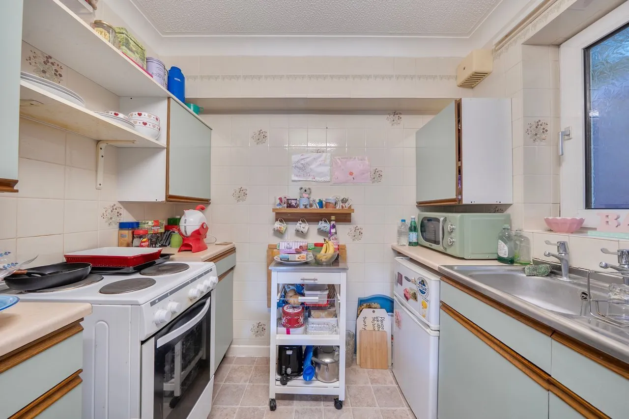 Carrington Way, Wincanton, BA9, photo 3