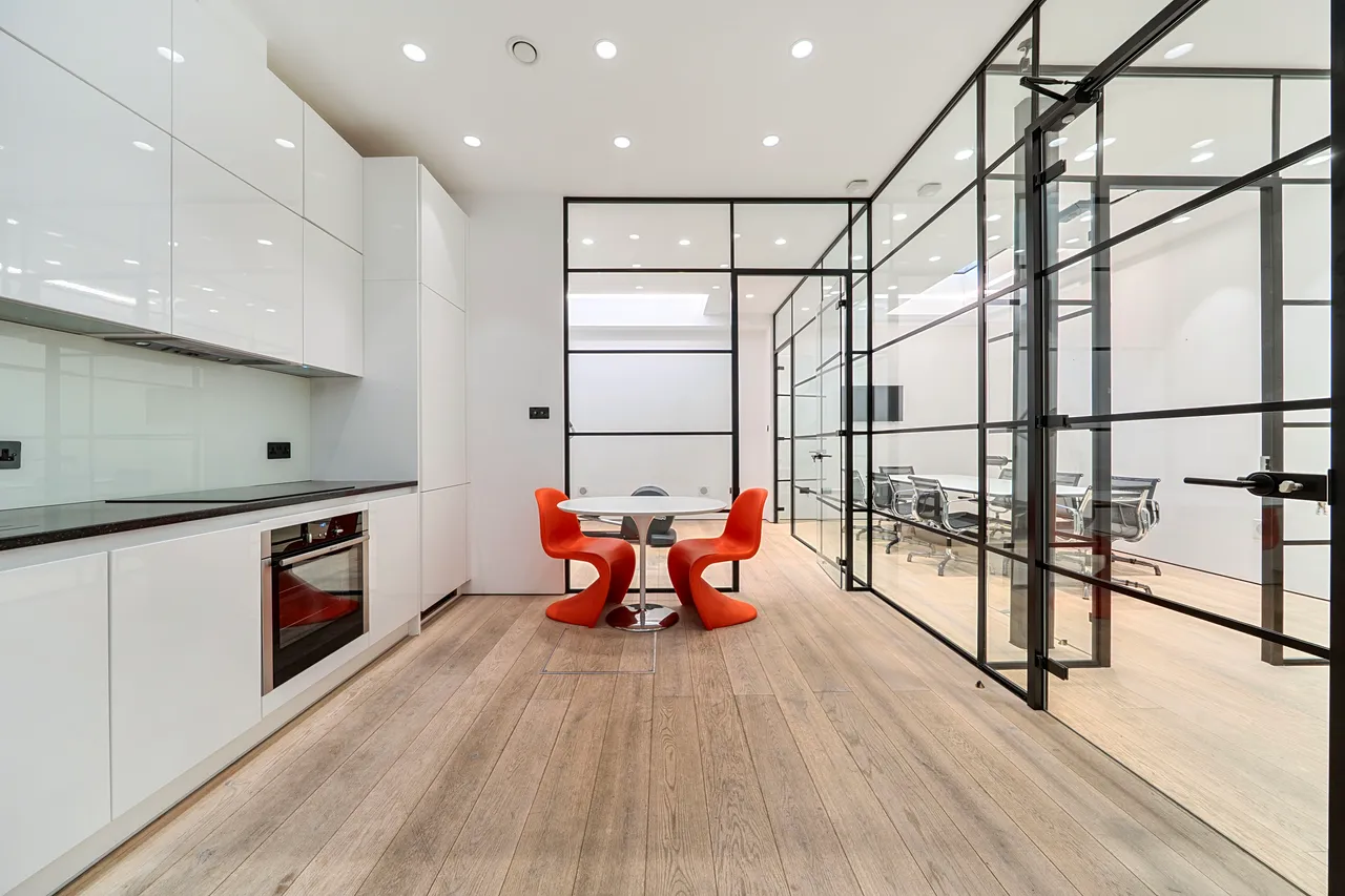 12a Princes Gate Mews, London, photo 6