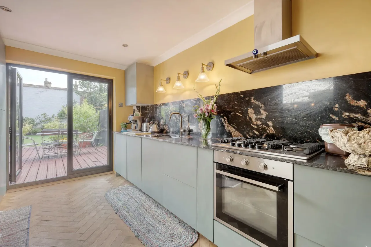 Radlix Road, London, E10, photo 9
