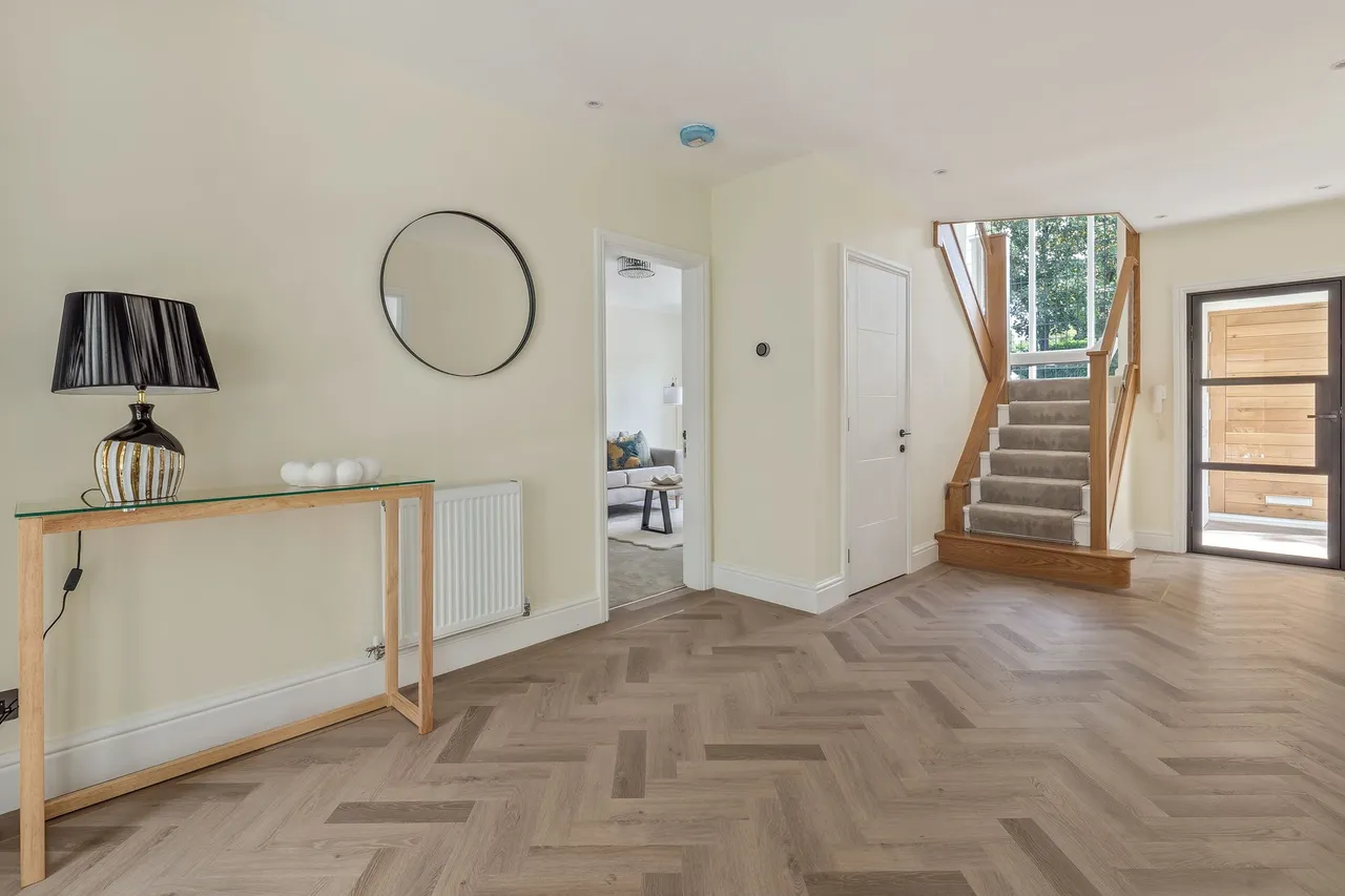 Yew Tree Way, Macclesfield, photo 24