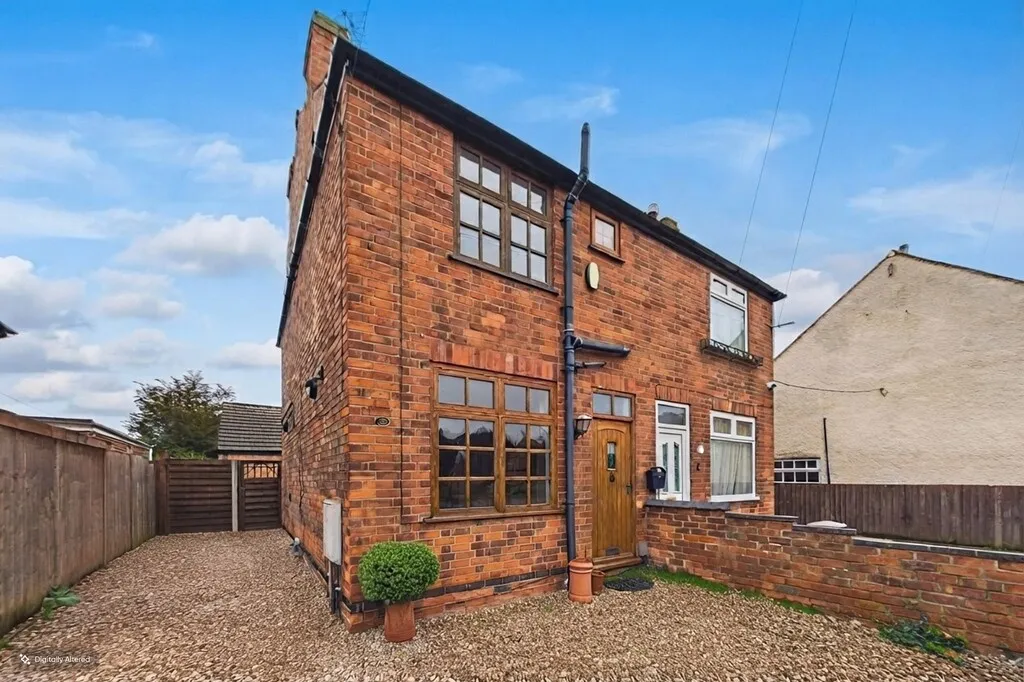 2 bed house for sale, Leake Road, Gotham