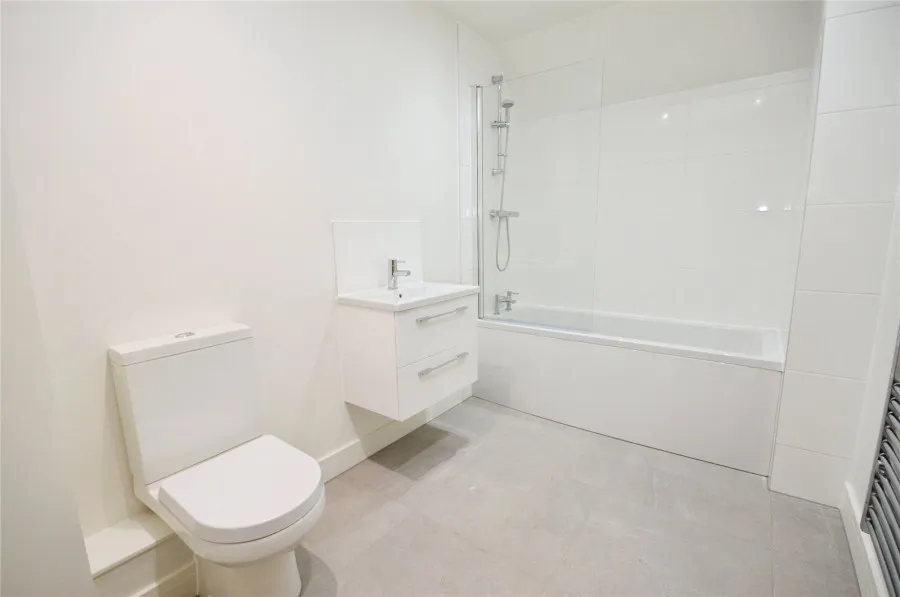 with 4 bedrooms in Howe Green, Great Hallingbury, CM22, photo 20
