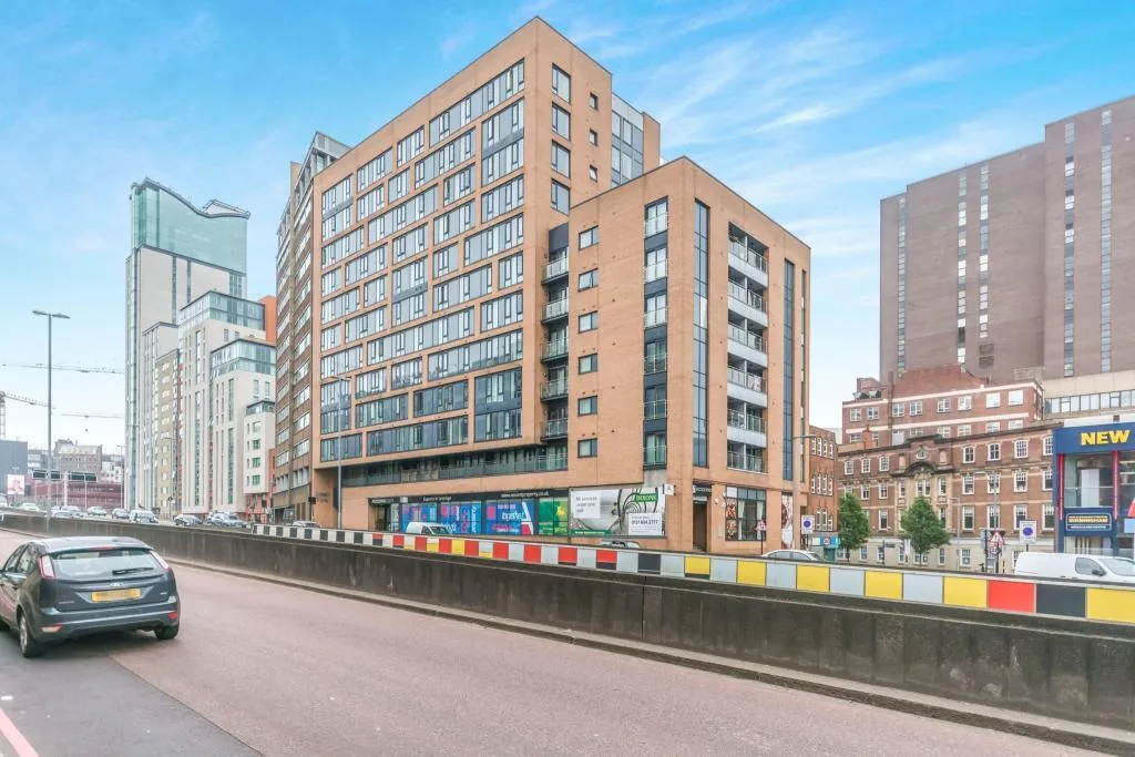 1 bed flat to rent — Suffolk Street Queensway, BIRMINGHAM
