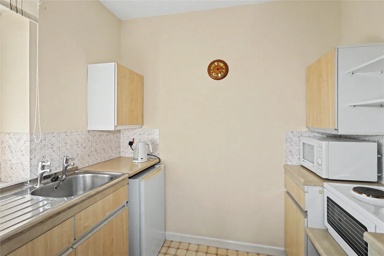 Mount Hermon Road, Woking, GU22, photo 6