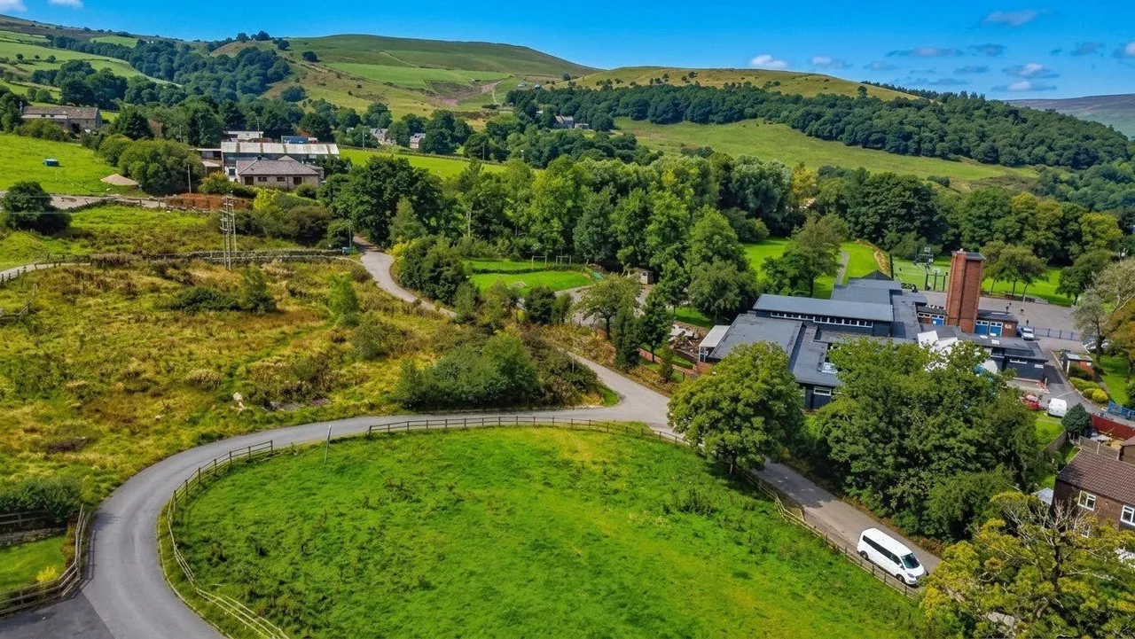 Carr Farm Close, Rawtenstall, BB4, photo 12