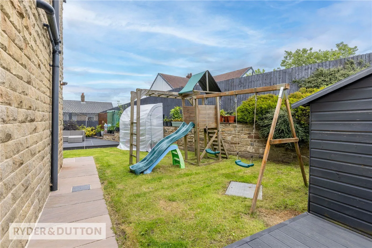 Carr Farm Close, Rawtenstall, BB4, photo 24