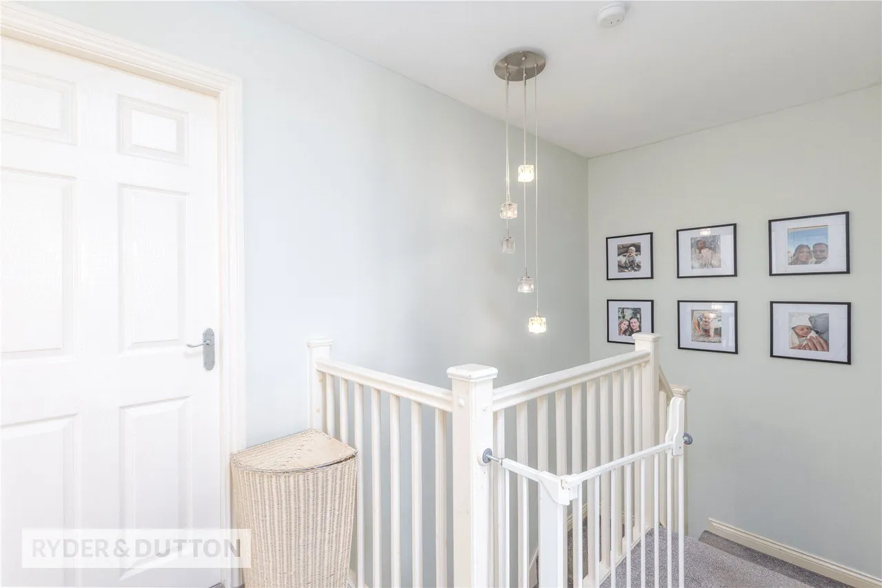 Carr Farm Close, Rawtenstall, BB4, photo 16