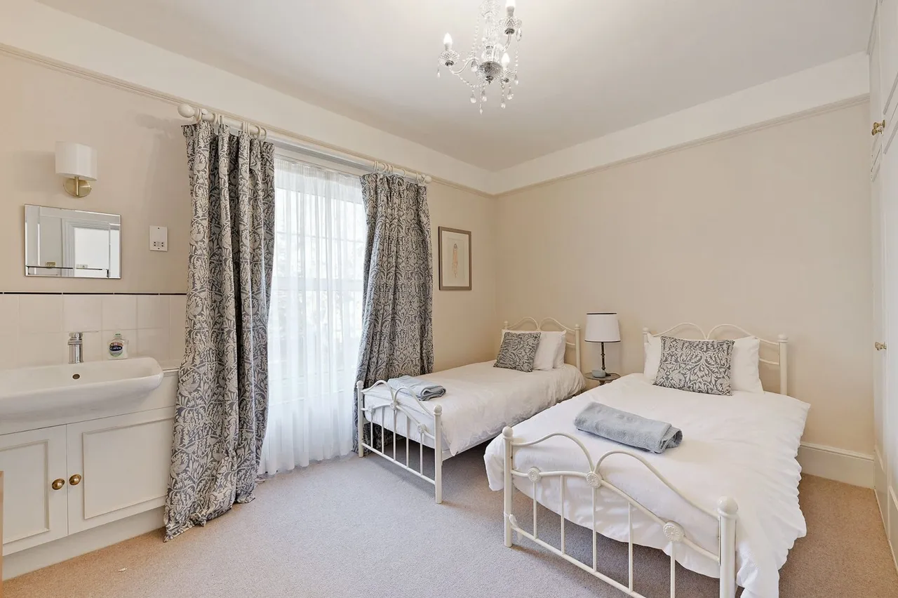 Wood Lane, Iver, SL0, photo 11