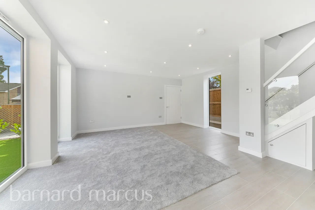 Holmwood Close, Cheam, SM2, photo 4