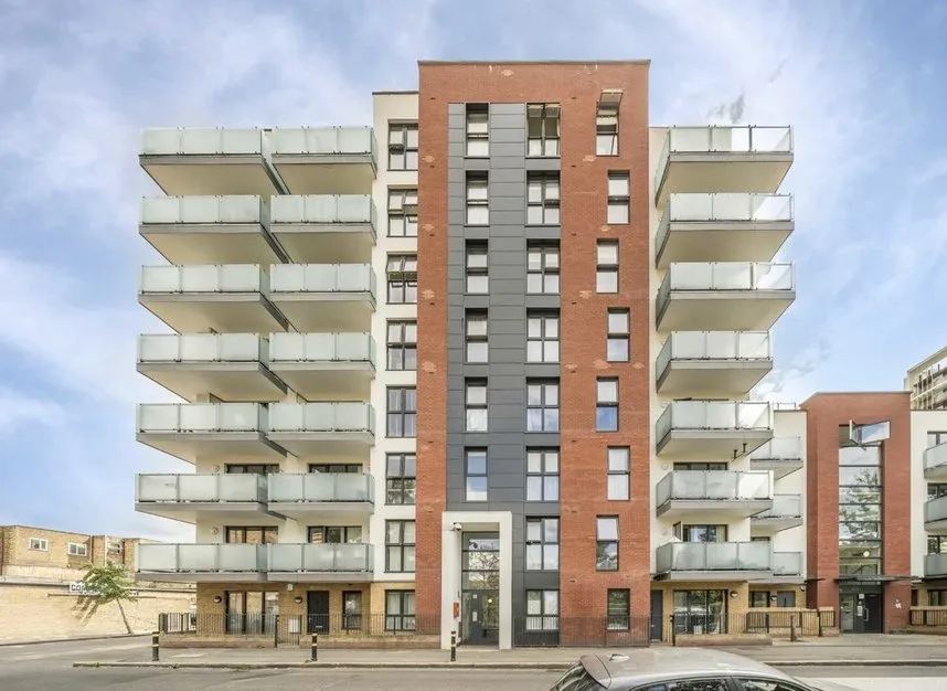 2 bed flat to rent — Robsart Street, Stockwell, SW9