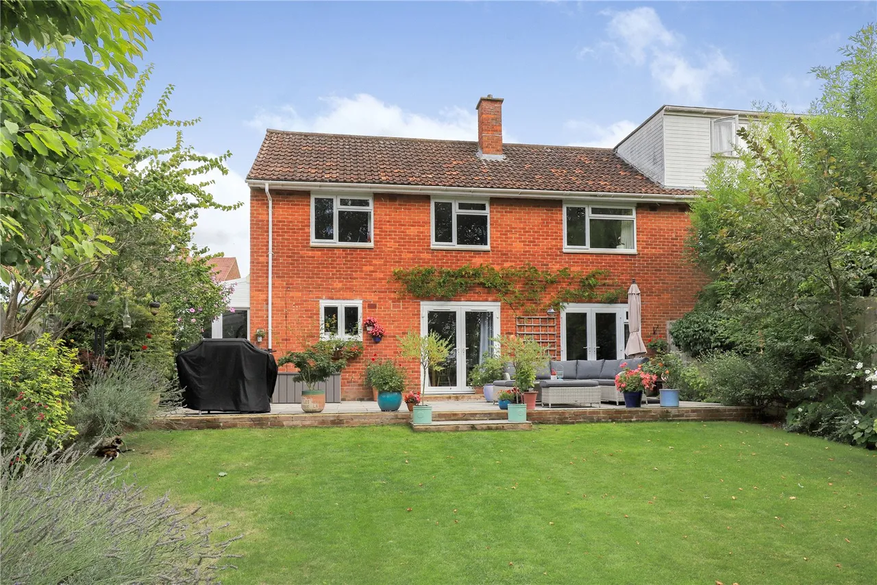 Assisi Road, Salisbury, Wiltshire, SP1 3QZ, photo 13