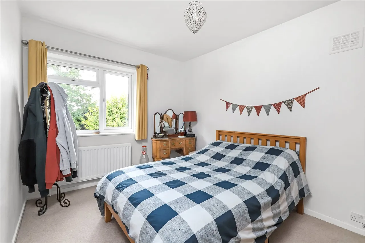Assisi Road, Salisbury, Wiltshire, SP1 3QZ, photo 11