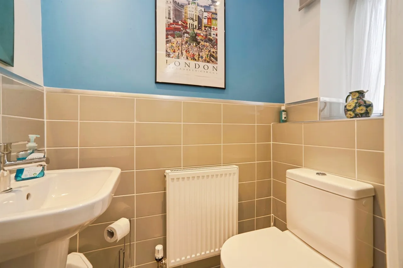 Mellor Close, Otley, LS21, photo 15