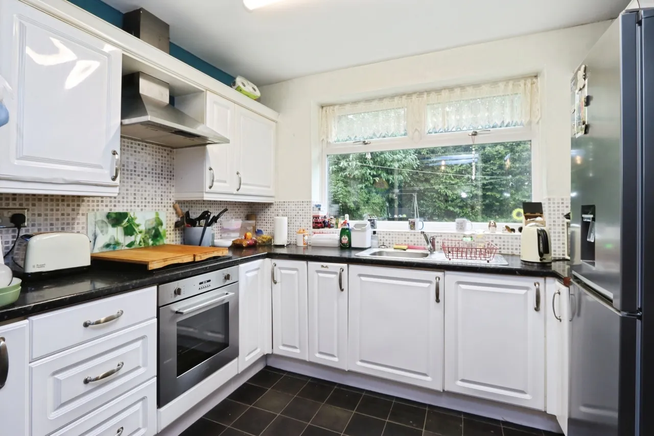 Cockshutt Avenue, Sheffield, S8, photo 3