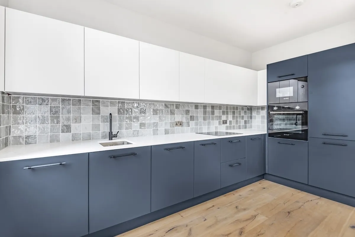 Littleworth Road, Esher, KT10, photo 2