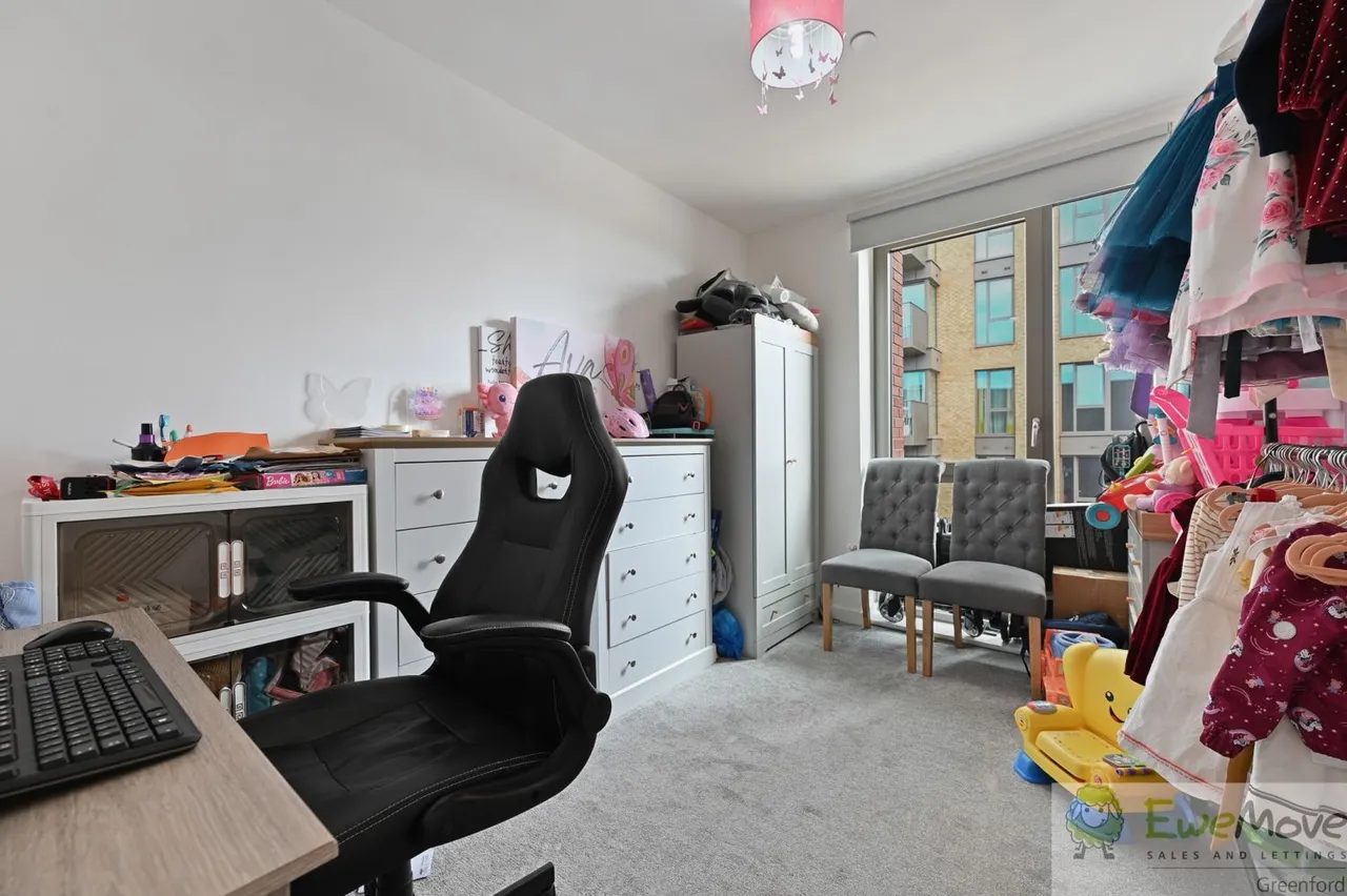 Oldfield Lane North, Greenford, UB6, photo 6