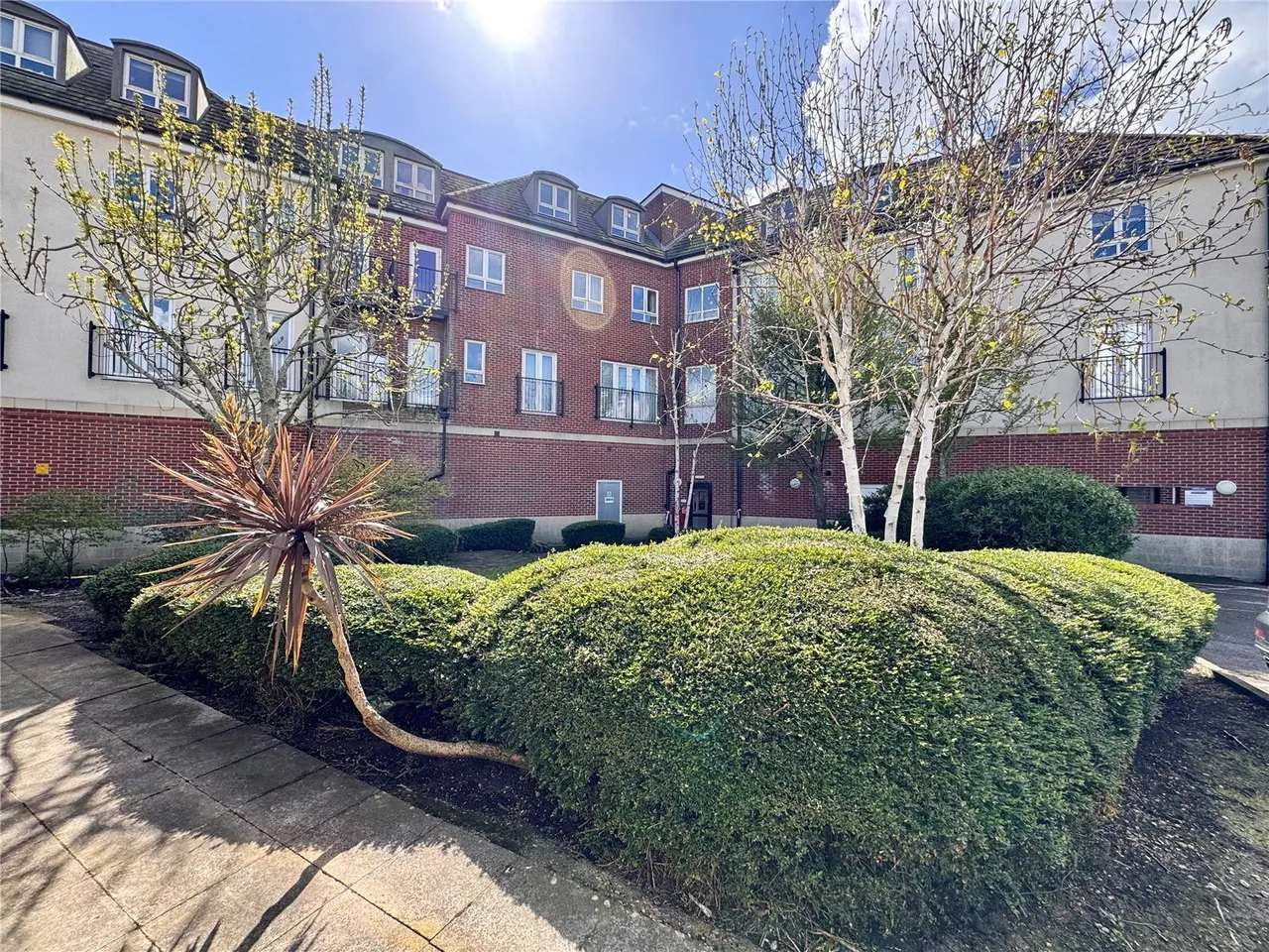 2 bed flat for sale, Parham Road, Gosport, PO12