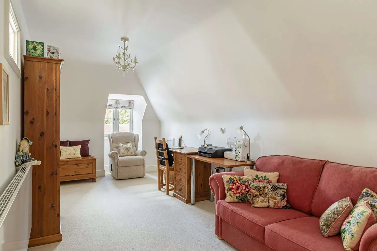 Dunfords Acre, Twyford, SO21, photo 9