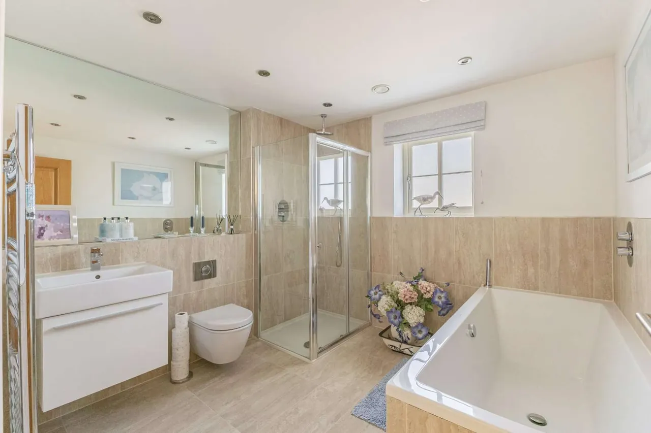 Dunfords Acre, Twyford, SO21, photo 11
