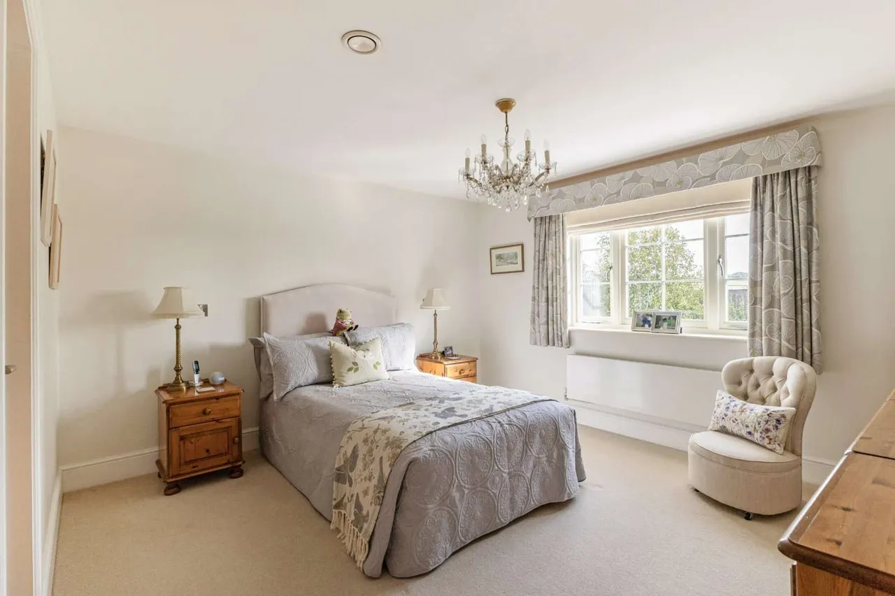 Dunfords Acre, Twyford, SO21, photo 8