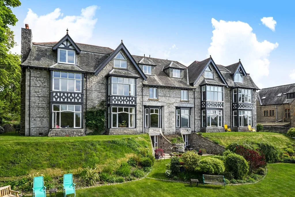 3 bed flat for sale, Redhills Road, Arnside, LA5