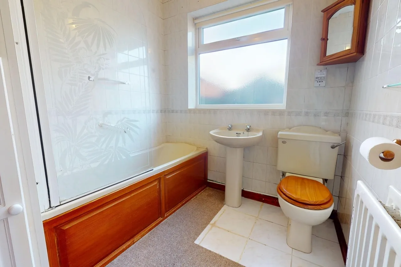 Roseway, Wellington, Telford TF1 1HS, photo 7