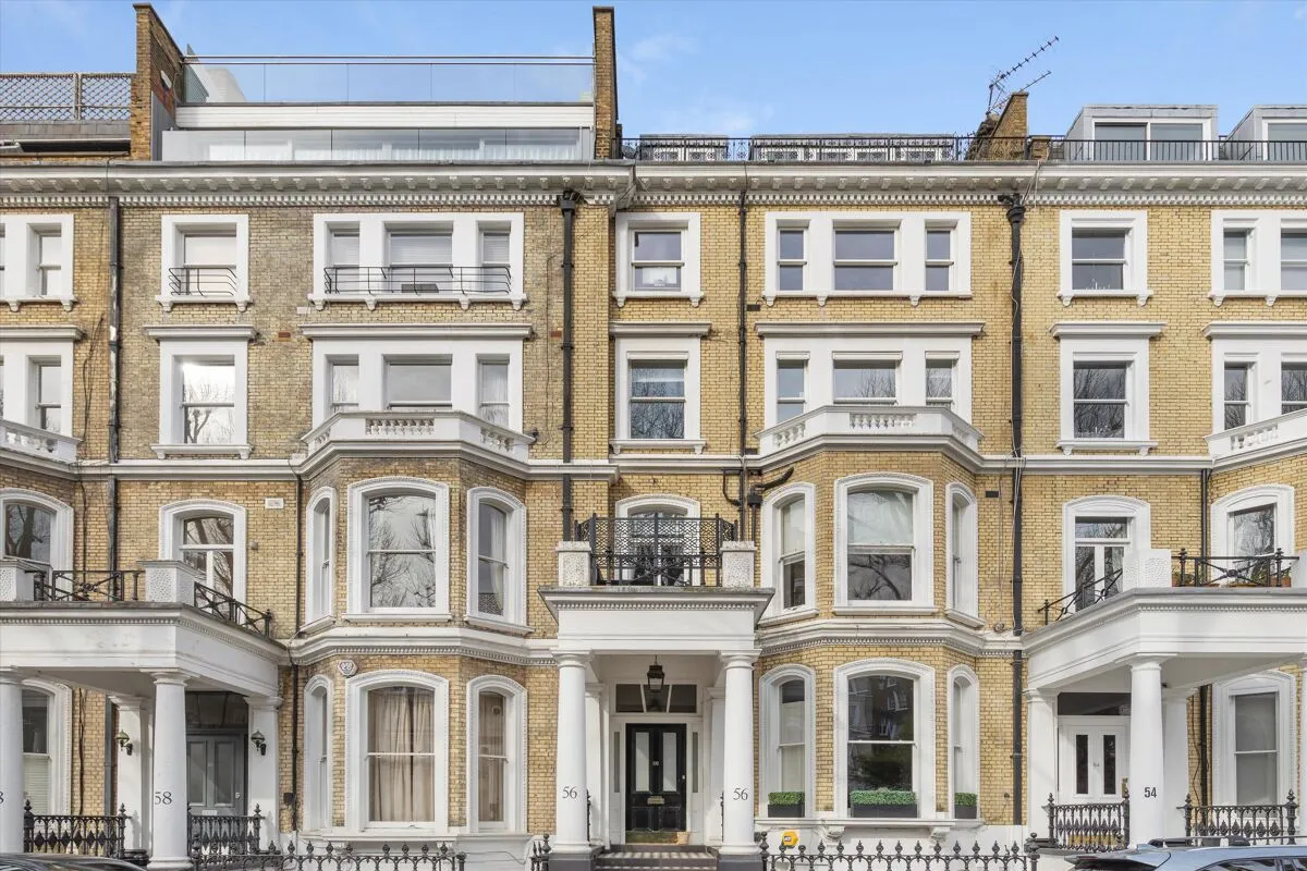 2 bed flat for sale, Lexham Gardens, London, W8