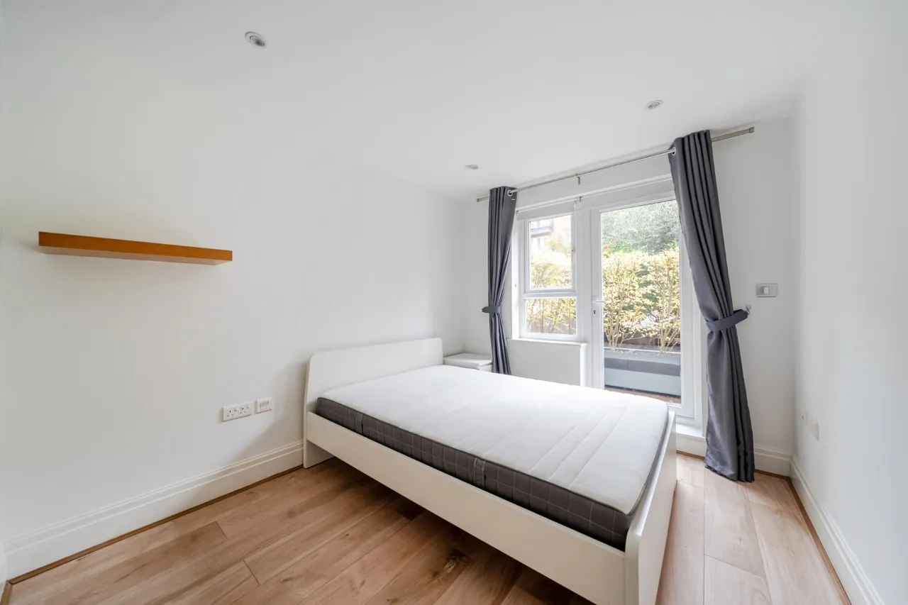 Seven Kings Way, Kingston Upon Thames, KT2, photo 7