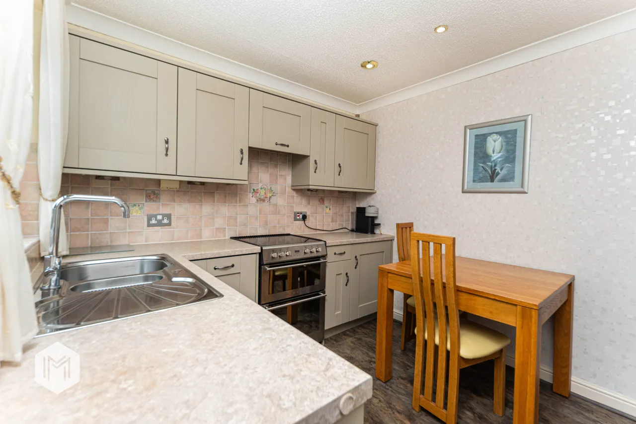 Rutland Street, Leigh, WN7 2NS, photo 3