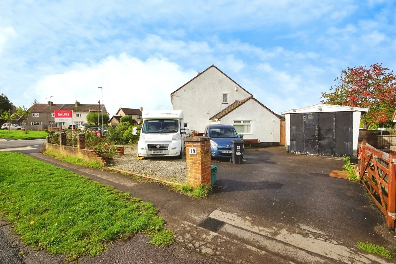 3 bed house for sale — Blackhorse Road, Mangotsfield, Bristol, BS16