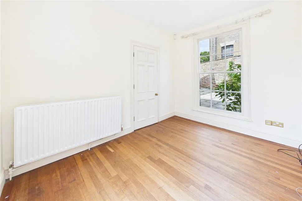 Brewery Court, Oundle, PE8, photo 5
