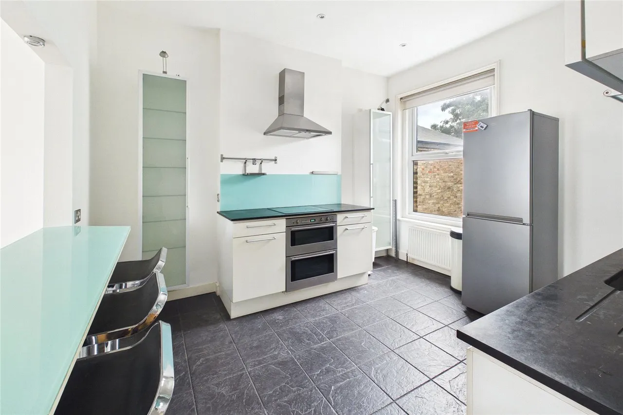Downton Avenue, London, SW2, photo 3