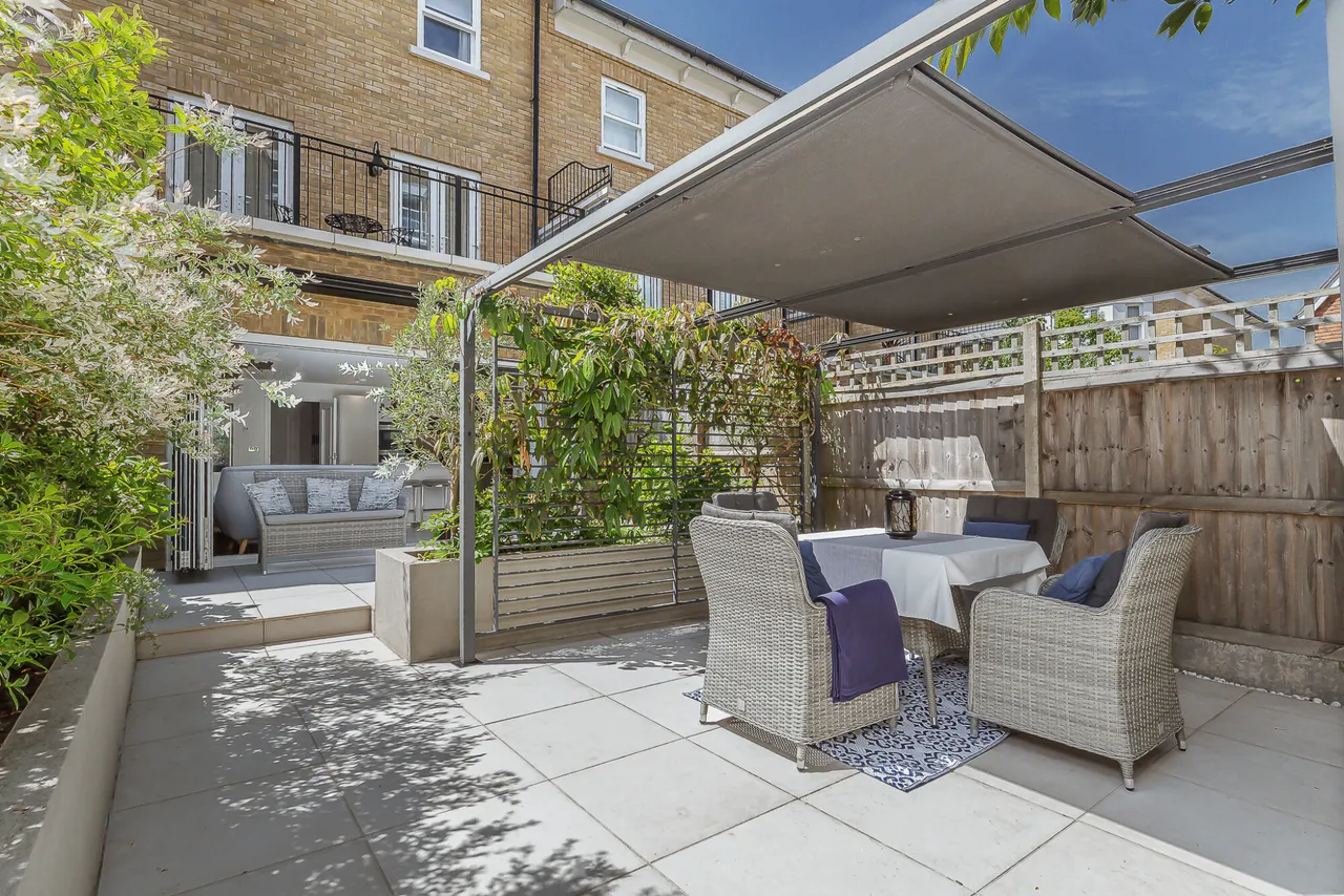 King Charles Square, Tunbridge Wells, Kent, TN4 8FA, photo 2