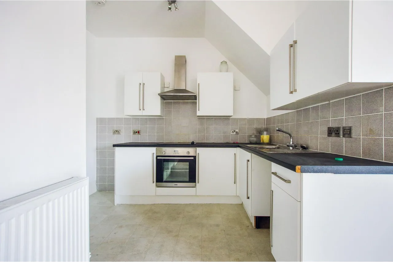 Talbot Street, Maesteg, CF34, photo 2