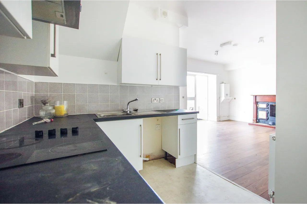 Talbot Street, Maesteg, CF34, photo 5