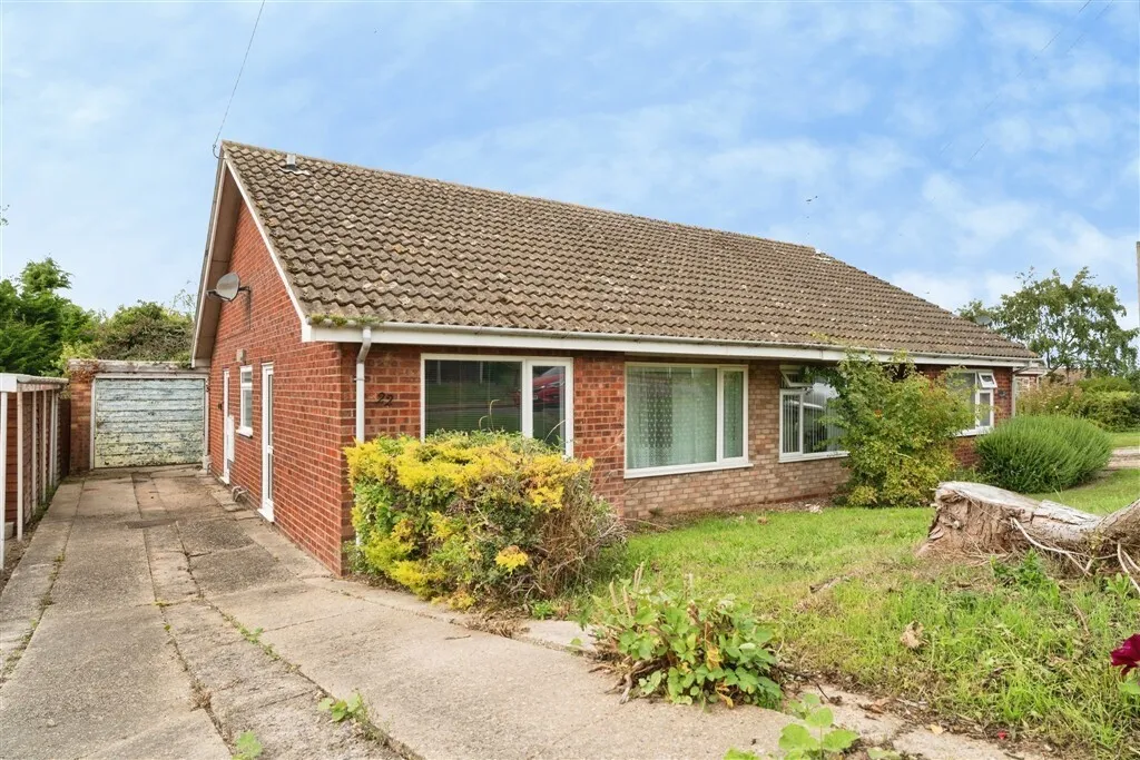 2 bed house for sale, Beck Close, Weybourne, NR25